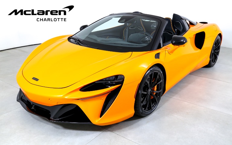 2025 MCLAREN ARTURA