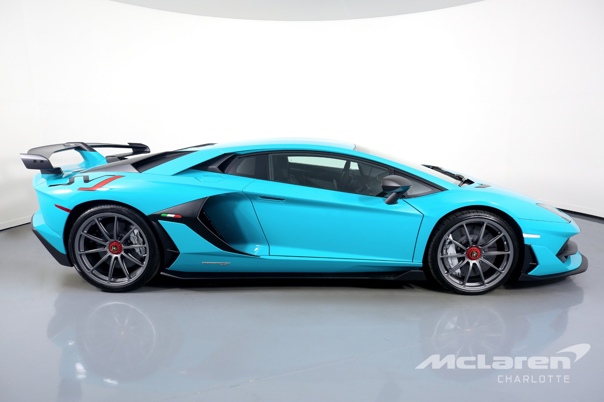 2019 Lamborghini Aventador SVJ 