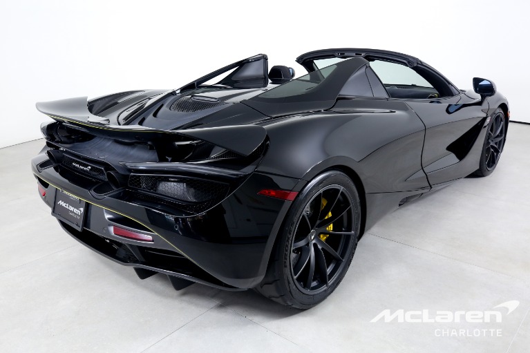 Used 2020. Макларен 720s Spider черный. Макларен 720 с черный матовый. Макларен 720с карбон. Самый дорогой Макларен 2020 года.