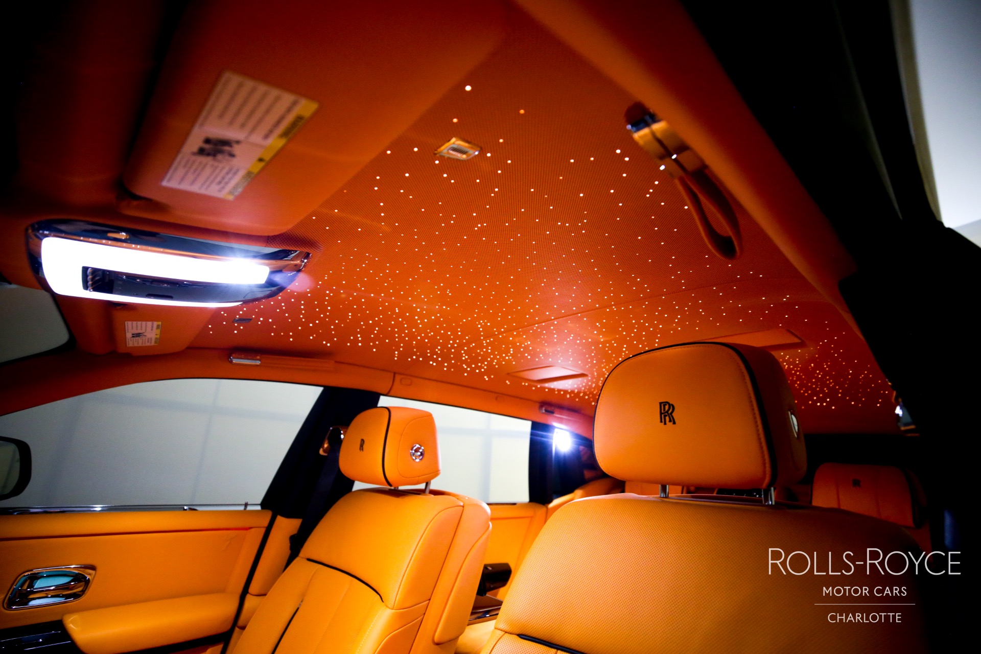 Ngắm RollsRoyce Ghost với nội thất phong cách Hermès tại Hà Nội  Xe 360