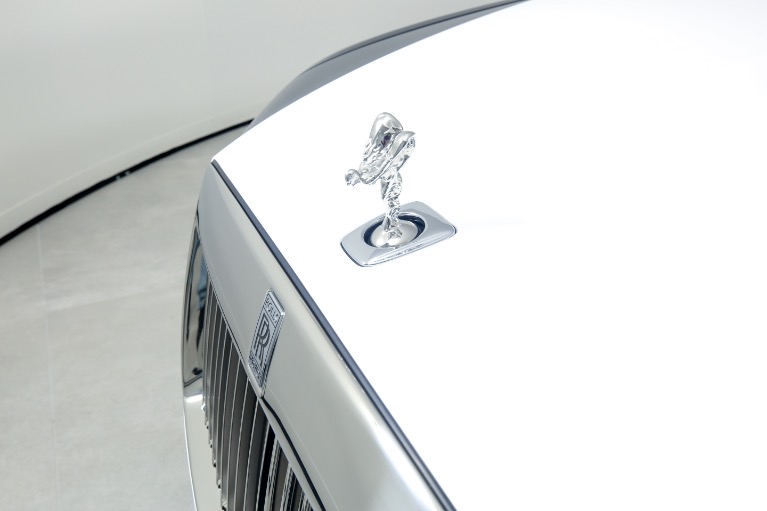 Used-2023-Rolls-Royce-Ghost