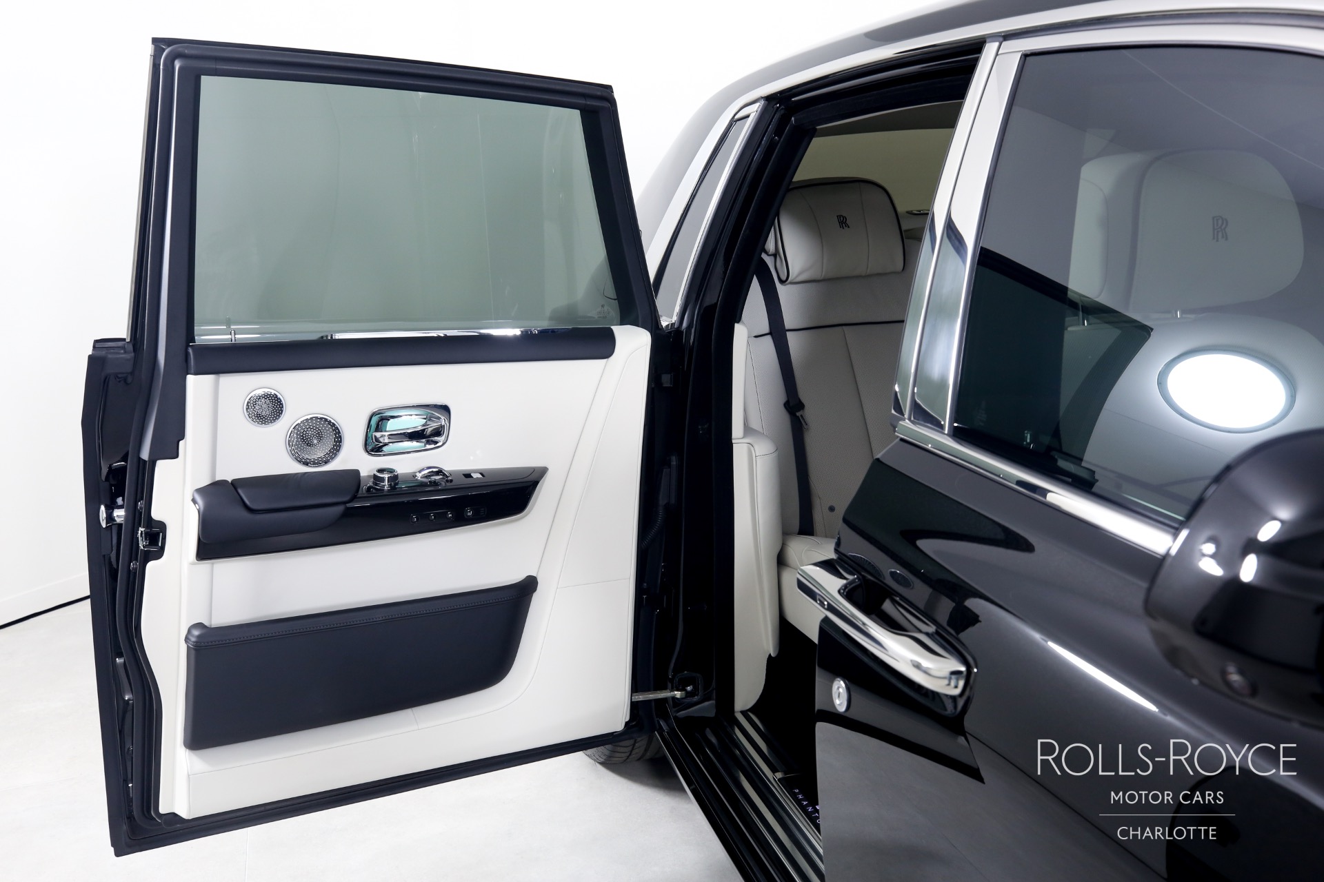 Used 2023 Rolls-Royce Phantom For Sale ($529,996)