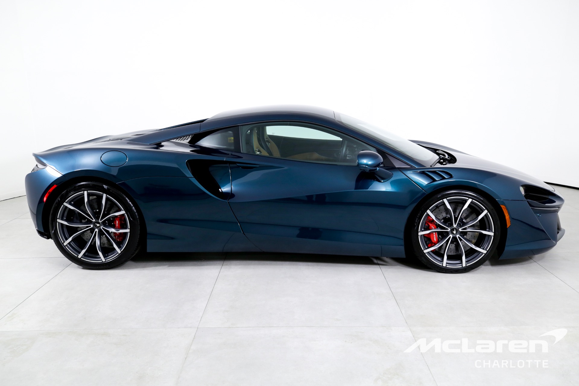 Used 2023 McLaren Artura TechLux | Charlotte, NC