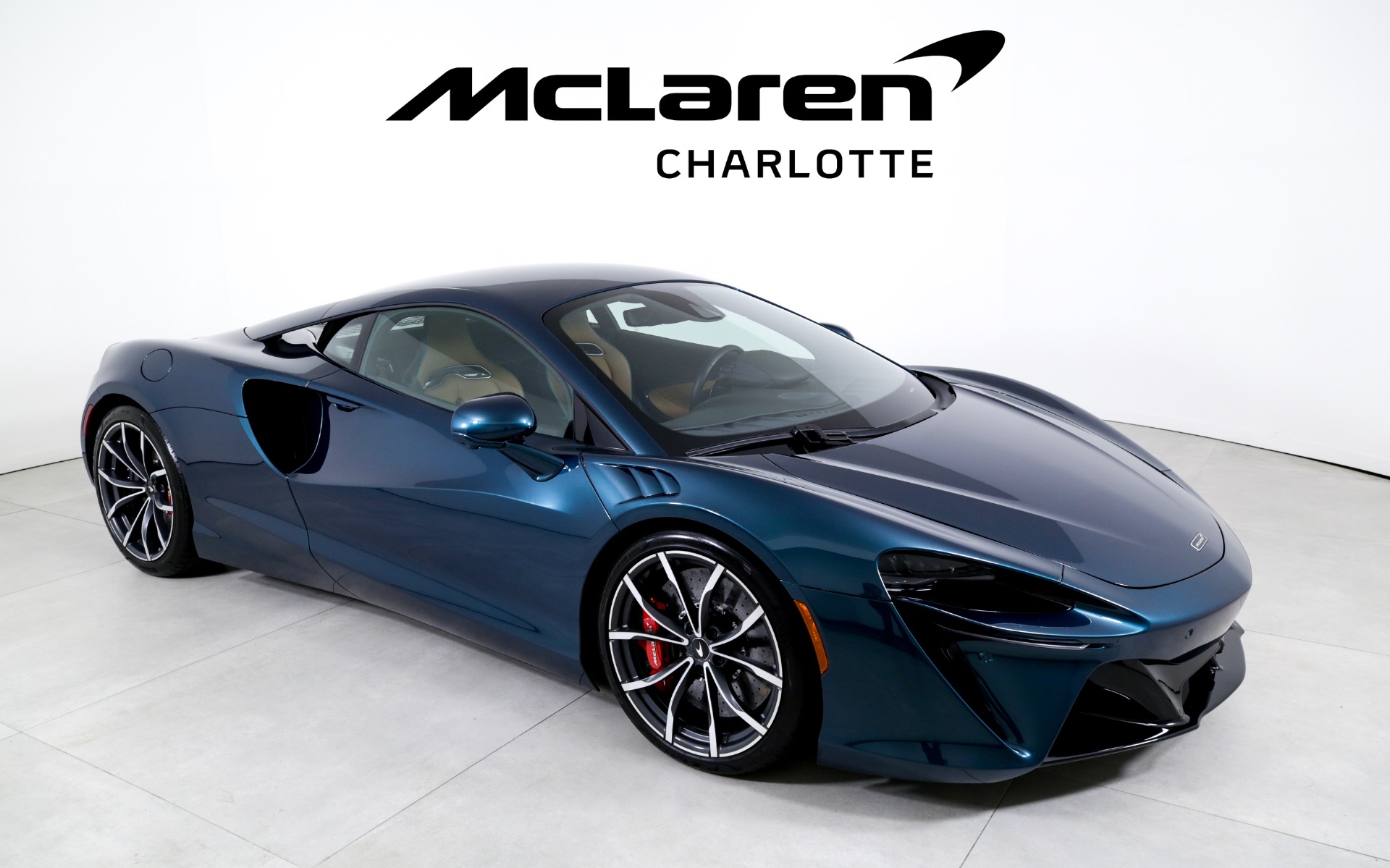 Used 2023 McLaren Artura TechLux | Charlotte, NC