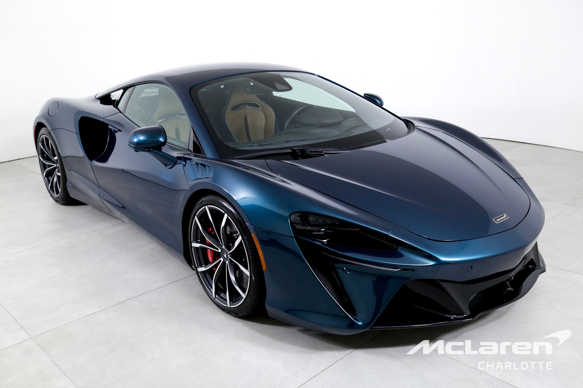 Used 2023 McLaren Artura TechLux | Charlotte, NC