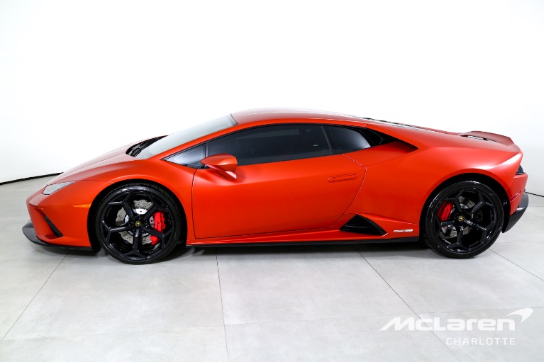 Used-2021-Lamborghini-Huracan-EVO