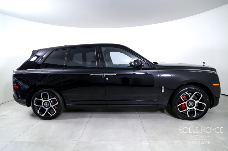 New-2024-Rolls-Royce-Black-Badge-Cullinan