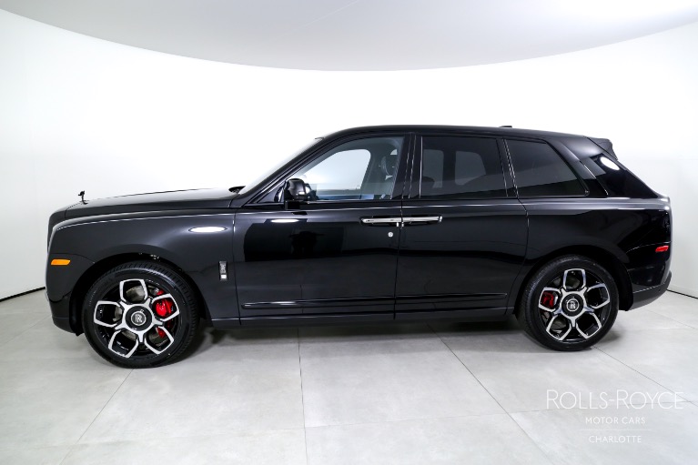 New-2024-Rolls-Royce-Black-Badge-Cullinan