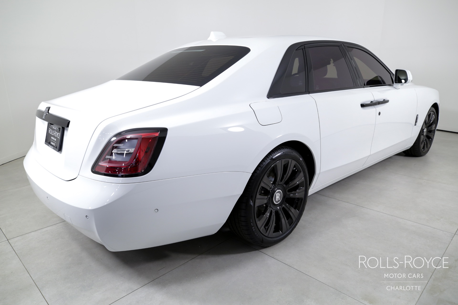 Used 2024 Rolls-Royce Ghost Base with VIN SCATV0C0XRU225789 for sale in Charlotte, NC