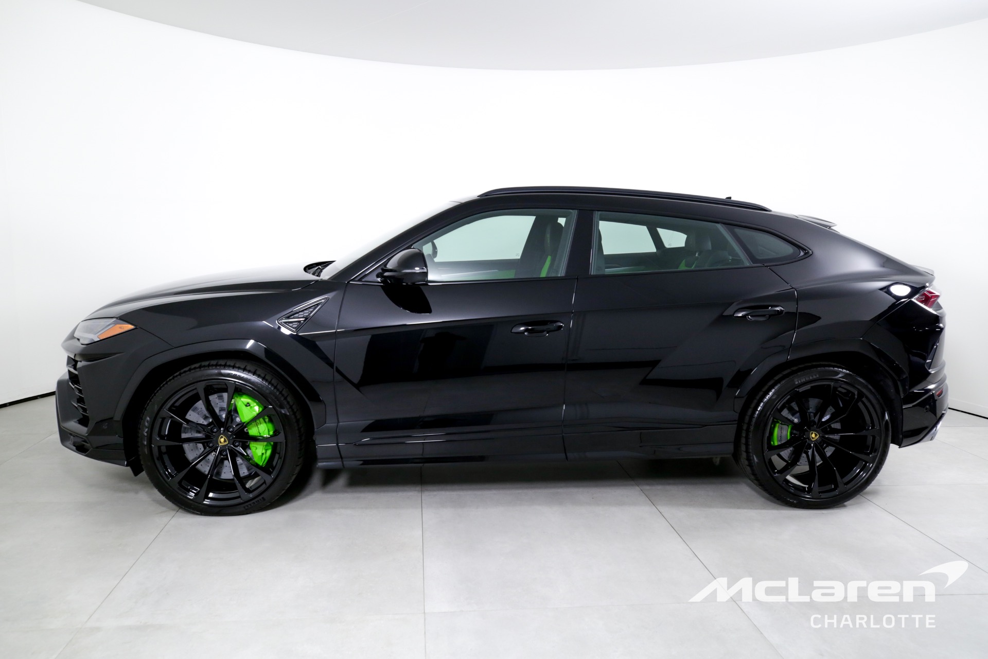 Used 2022 LAMBORGHINI URUS  | Charlotte, NC