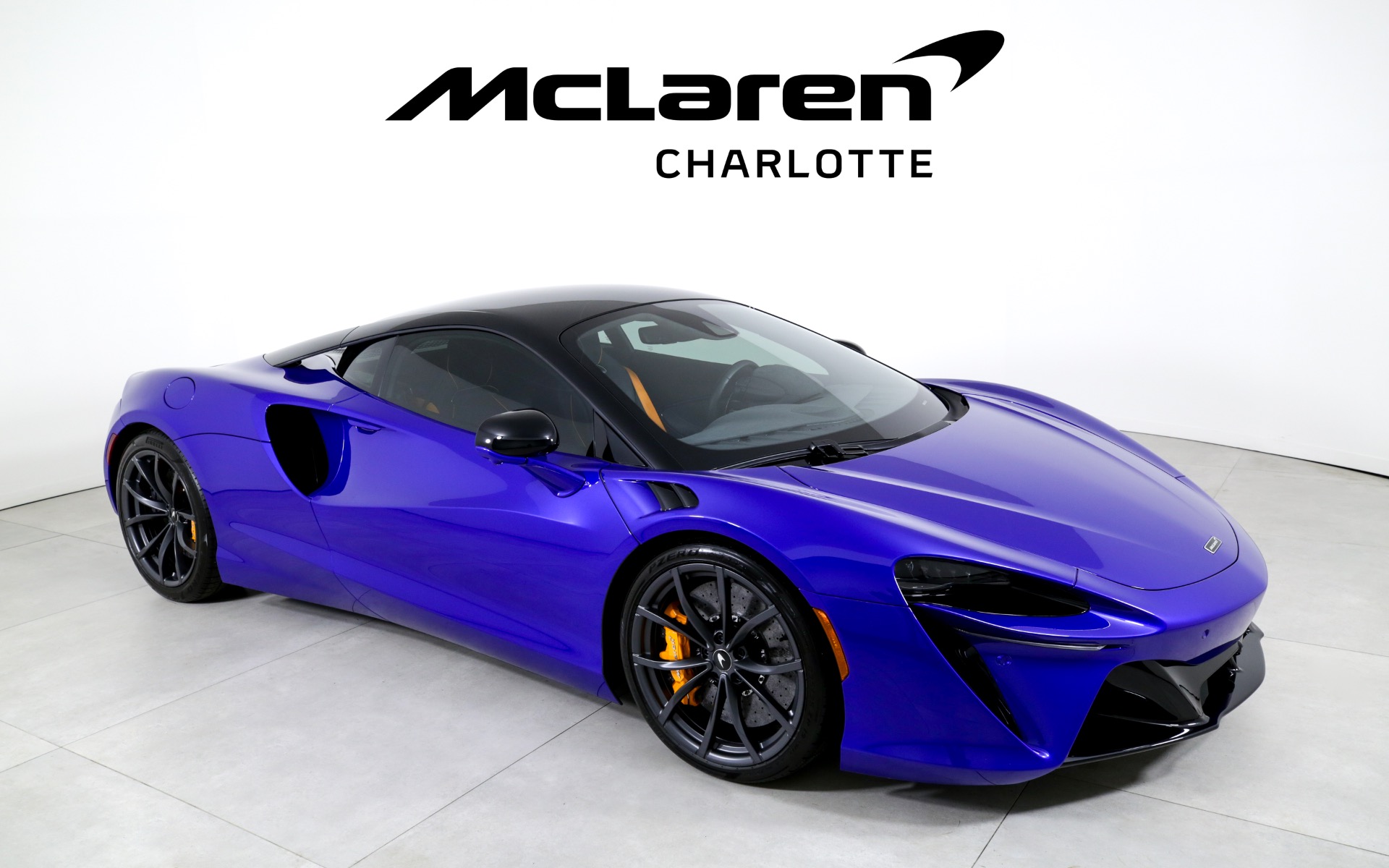 Used 2023 McLaren Artura Performance with VIN SBM16AEA0PW001285 for sale in Charlotte, NC